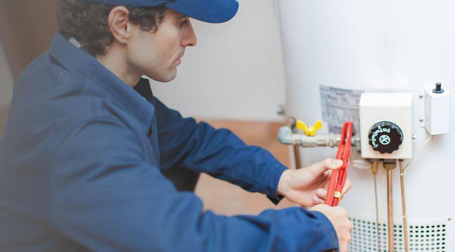 Professional water heater repair in Richview, IL